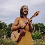 Flo Delavega en interview sur Chérie FM Vallée du Rhône.