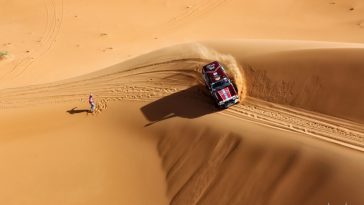 Plusieurs équipages de Drôme et d'Ardèche participent à la 30ème édition du Raid Aïcha des Gazelles.