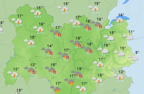 Vigilance orange en cours en Drôme/Ardèche en raison des pluies et orages attendus.