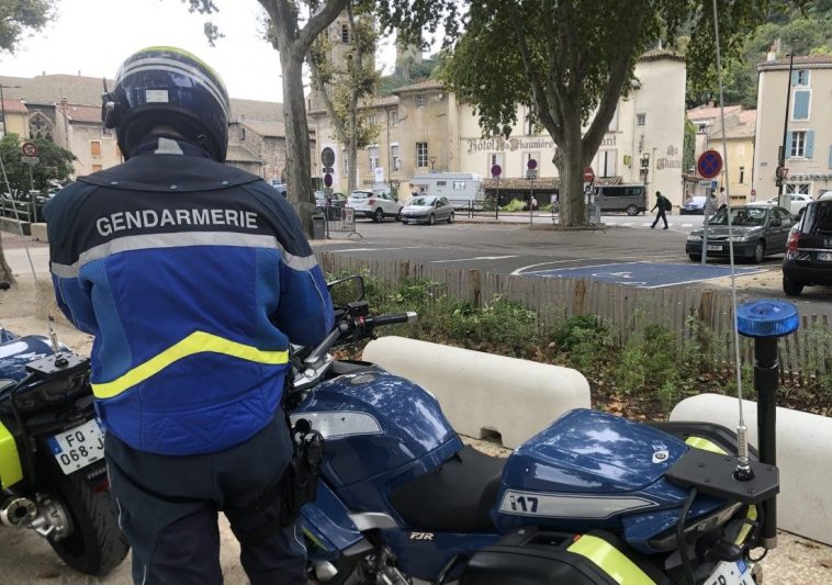 Comportements dangereux à Chanos-Curson.