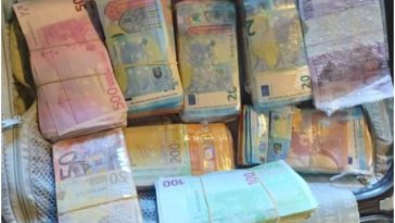 Perquisition spectaculaire à Saint-Julien-Molin-Molette, dans la Loire.