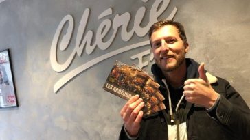 Emilien BUFFA a présenté l'album des Ardéchois dans les studios de Chérie FM Vallée du Rhône.